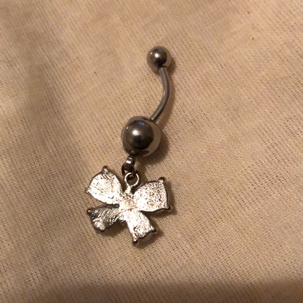 Butterfly belly button ring - Picture 3 of 3